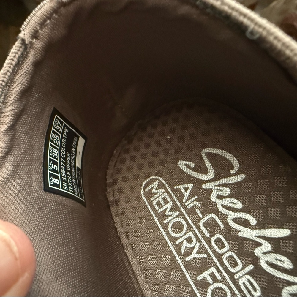 Skechers Women's Cleo 2.0 Slip OnTaupe Ballet Flats. - Picture 5 of 6